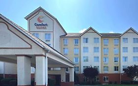 Comfort Suites Airport